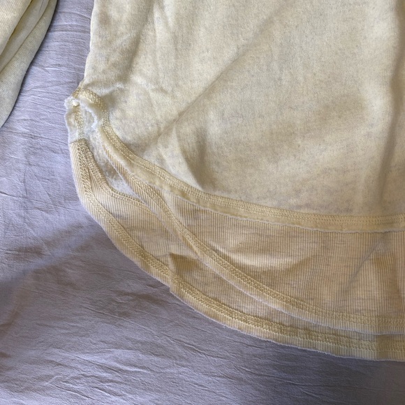 Yellow long sleeve - Picture 3 of 3